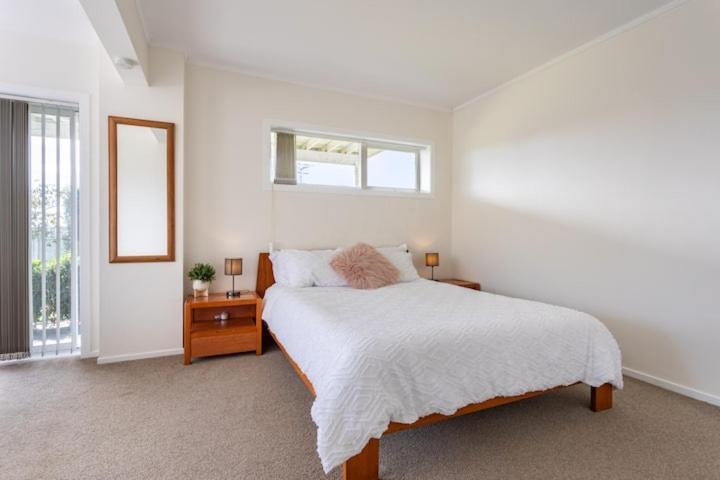 Your Home In Cockle Bay オークランド エクステリア 写真